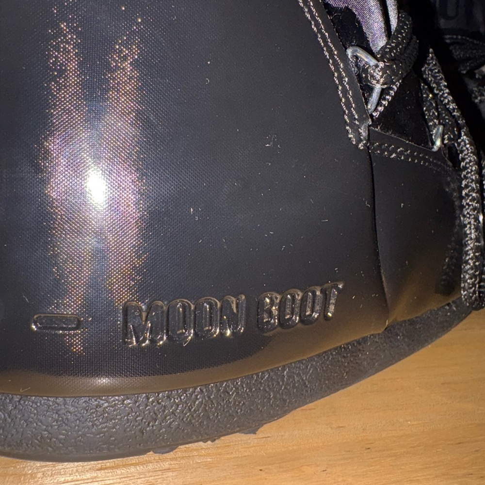 Moon Boot ICON LOW GLANCE BLACK SATIN BOOTS - Picture 11 of 13